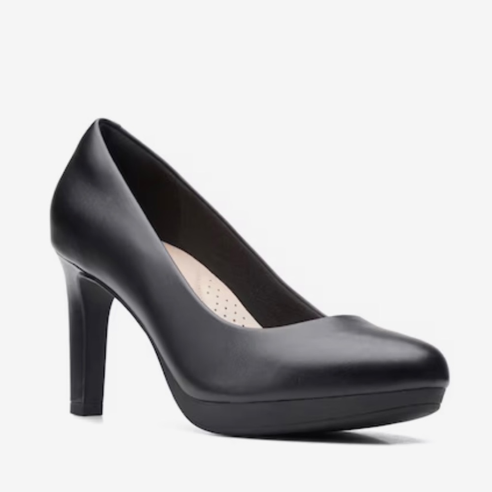 NEW Clarks Womens Ambyr Joy Black Leather
Classic Heels Pumps Shoes Size: 7 1/2